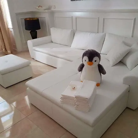 Pure Luxury *