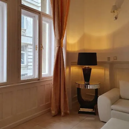 Pure Luxury Apartment Budapest