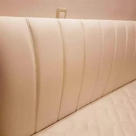 Pure Luxury Apartment *